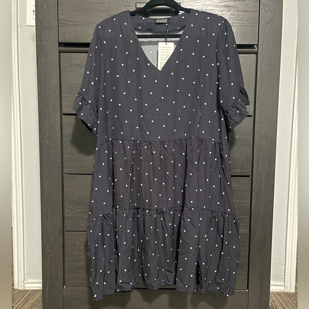 Tiered V-neck Polka Dot Dress NWT Size XXL